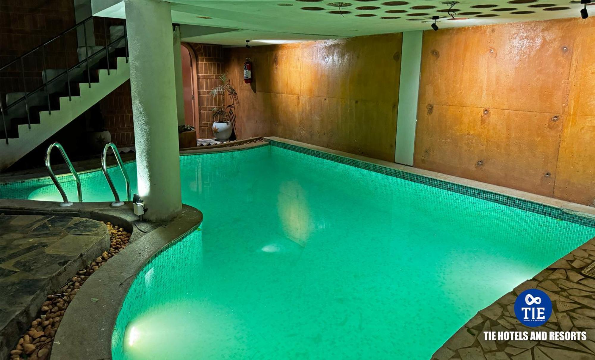 Eden - Tie & Bed & Breakfast