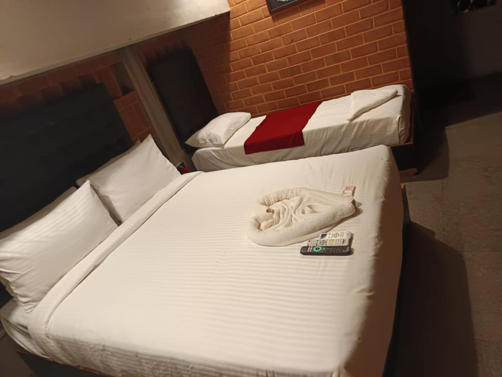 Bed & Breakfast Eden - Tie &